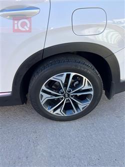 هيونداي سانتافي